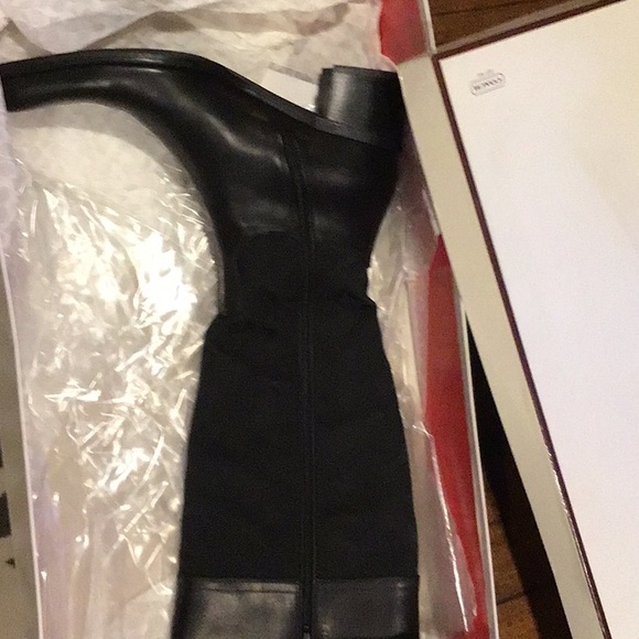 Never worn Coach Olivia riding boots - Picture 4 of 4